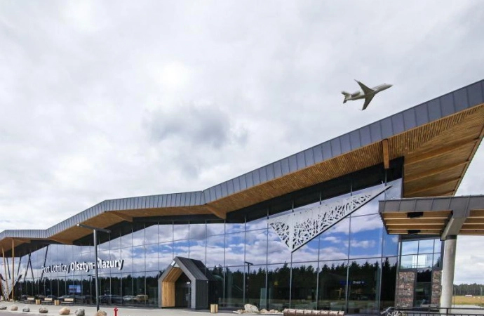 W lipcu znów wzrosła liczba pasażerów korzystających z portu lotniczego Olsztyn-Mazury.